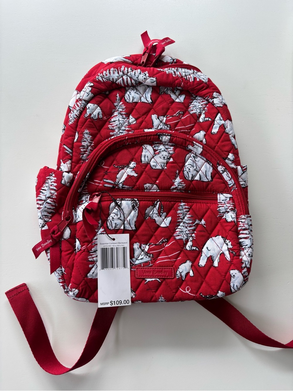 Vera Bradley essential compact backpack. NWT🎉 Beary Merry Red